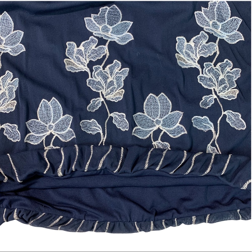 ALFANI Blouse Navy Nautical Embroidered blue ruffle Bell Sleeves Plus Sz 1X NWT - Picture 4 of 9